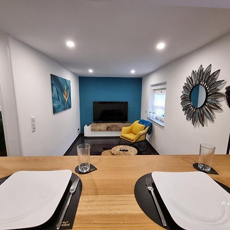 Zwei Schicke Apartments Mit Parkplatz Кьолн Стая снимка