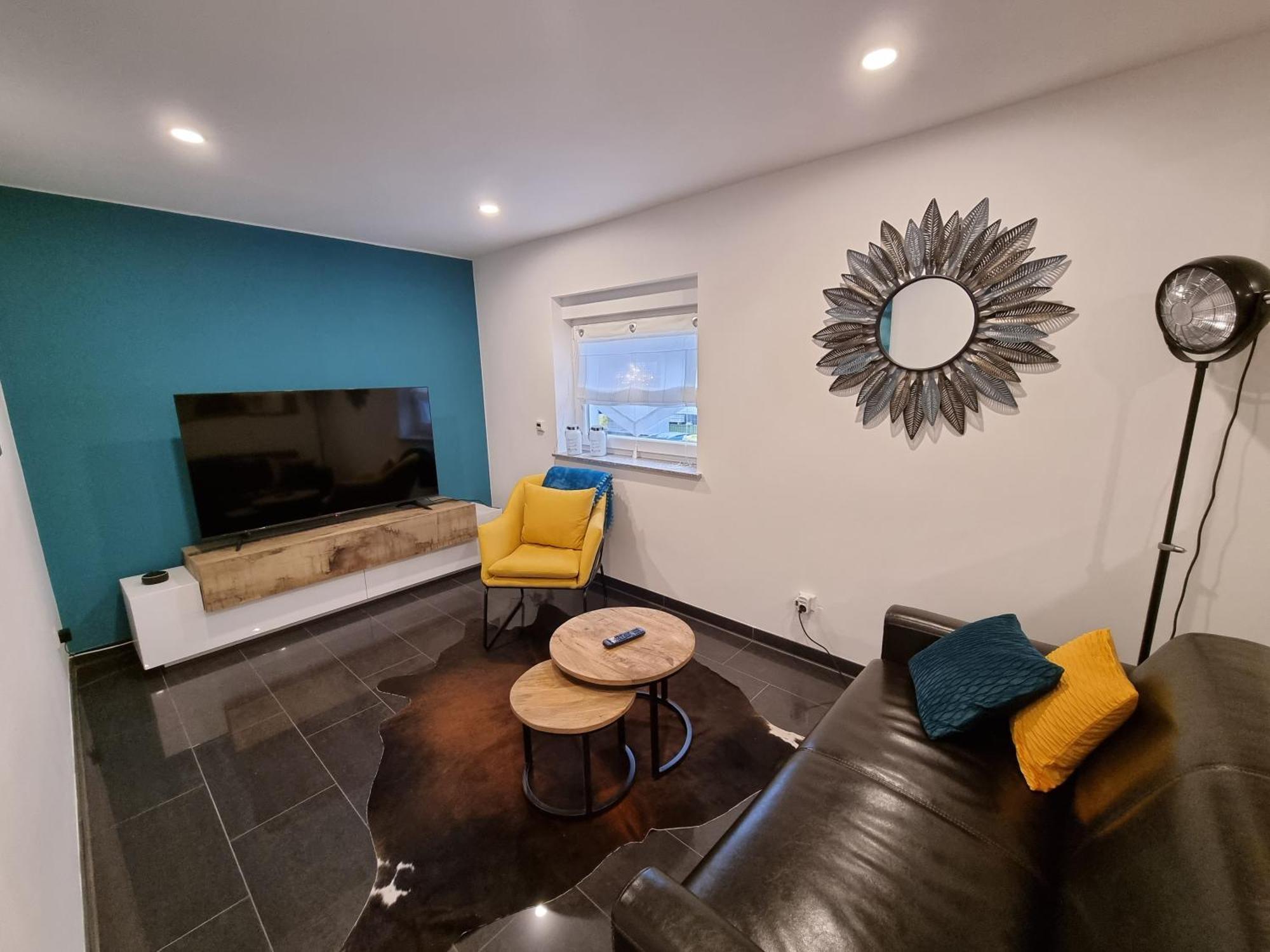 Zwei Schicke Apartments Mit Parkplatz Кьолн Стая снимка