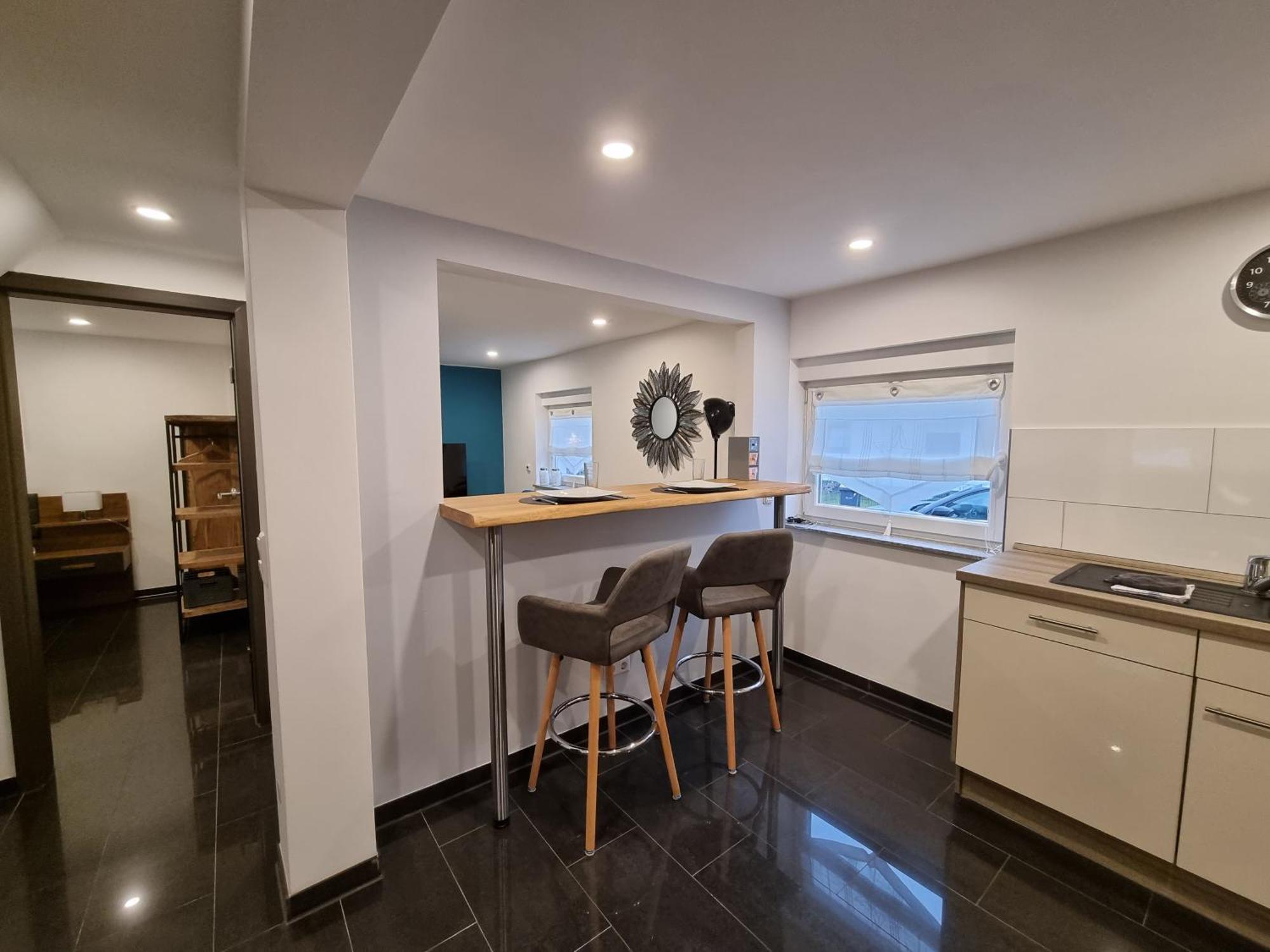 Zwei Schicke Apartments Mit Parkplatz Кьолн Стая снимка