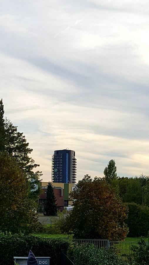 Zwei Schicke Apartments Mit Parkplatz Кьолн Екстериор снимка
