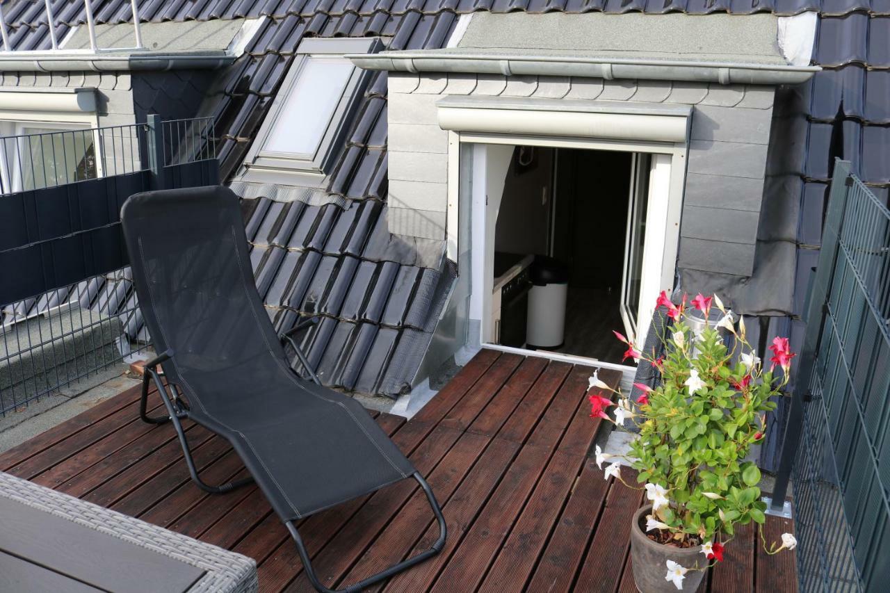 Zwei Schicke Apartments Mit Parkplatz Кьолн Екстериор снимка