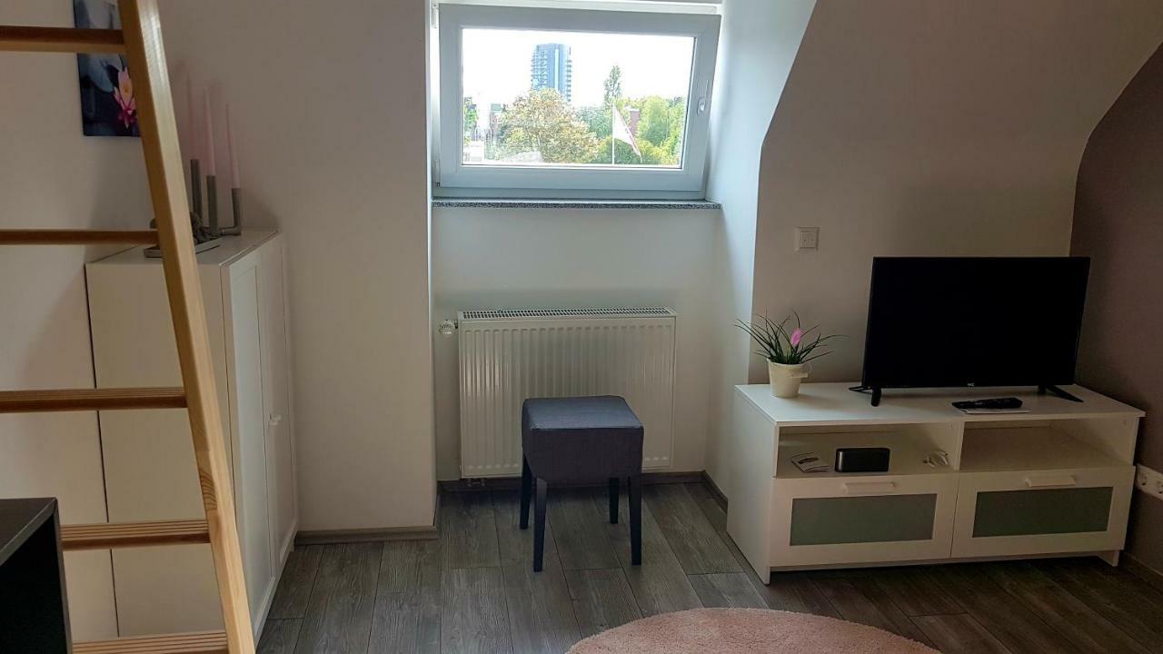 Zwei Schicke Apartments Mit Parkplatz Кьолн Екстериор снимка